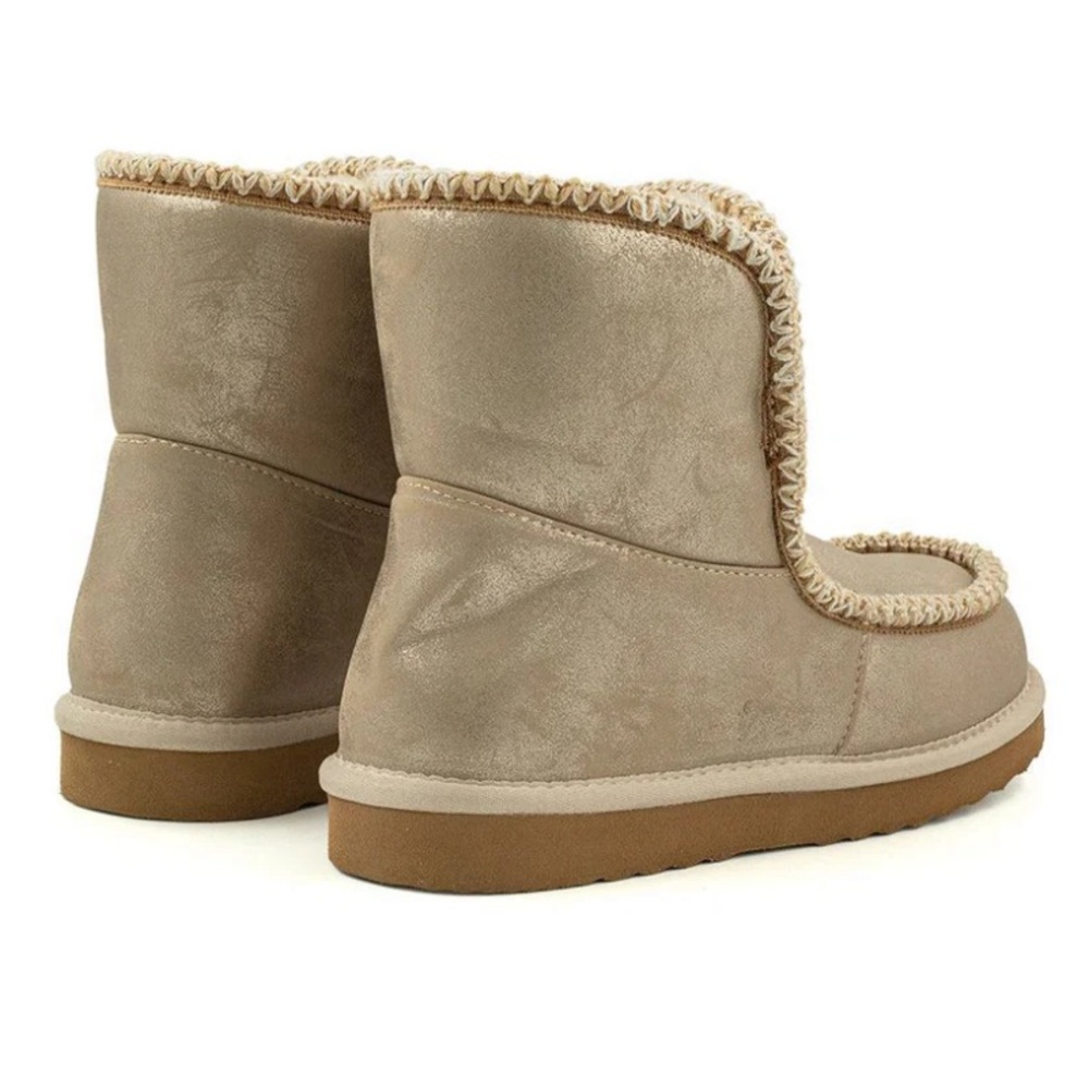 NWB Crown Vintage winter sherpa lined boot - Picture 2 of 5